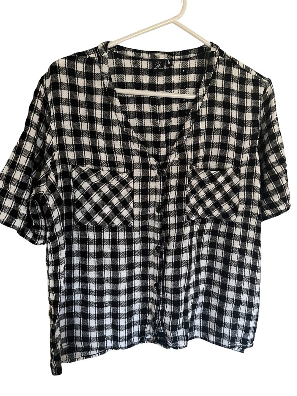Volcom Black and White Plaid Shirt Size L .L319